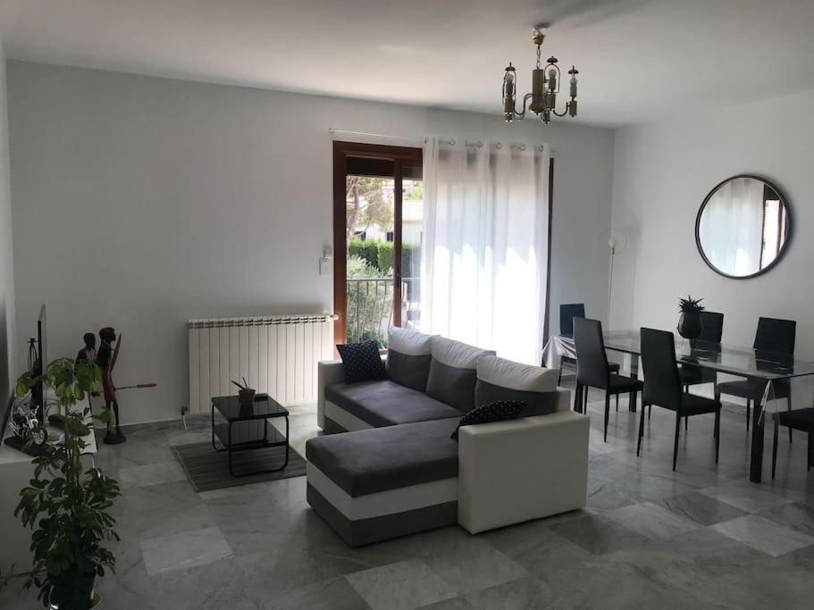 Haut De Maison Entierement Renove Avec Garage Carnoux-en-Provence Екстер'єр фото
